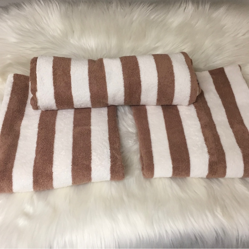 3 Cotton Pool/Beach Towels Oceania